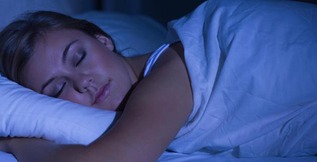 inside1sleepinginadarkroombenefits