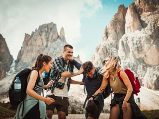 मानसिक स्वास्थ्य के लिए बहुत फायदेमंद है छुट्टियों में बाहर घूमना, जानें इसके फायदे