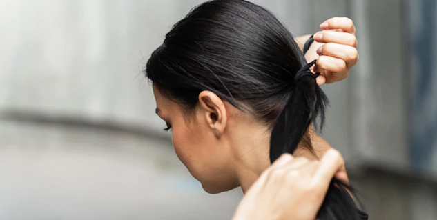 Silk scrunchies for hair 