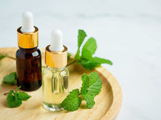 होम्योपैथी की दवा कैसे काम करती है? कैसे शुरू हुआ 'मीठी गोलियों' से इलाज का सिलसिला