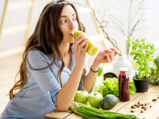 गर्मी में सेहत के लिए वरदान हैं ये 8 फूड्स, लू और डिहाइड्रेशन जैसी कई समस्याओं से करते हैं बचाव