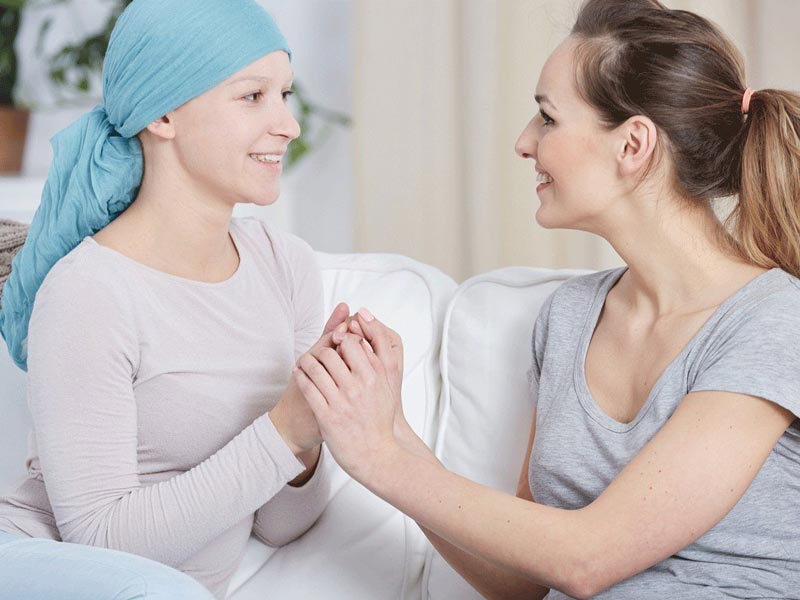 कैंसर मरीजों में डिप्रेशन हो सकता है घातक, जानें कैंसर के इलाज के दौरान डिप्रेशन से कैसे बचें