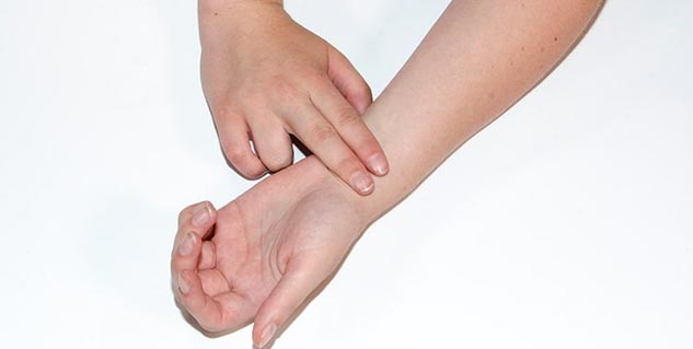 check heart rate in hindi 