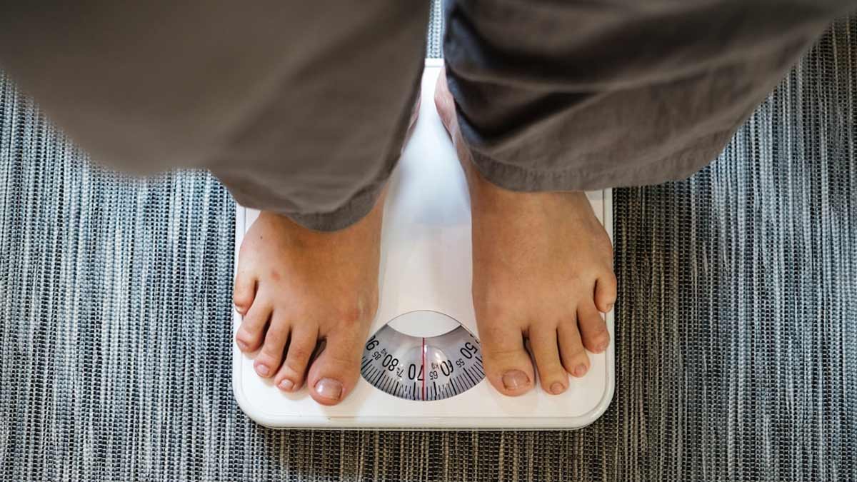 Ayurvedic Weight Gain Tips: दुबले-पतले लोगो के लिए रामबाण 5 आयुर्वेदिक उपाय, तेजी से बढ़ेगा वजन, फॉलो करे ये टिप्स 1 Ayurvedic Tips For Weight Gain in hindi