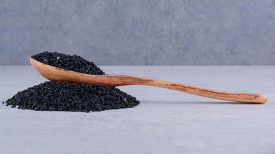 वजन घटाने के लिए ऐसे करें कलौंजी का सेवन, जानें 5 अन्य फायदे 