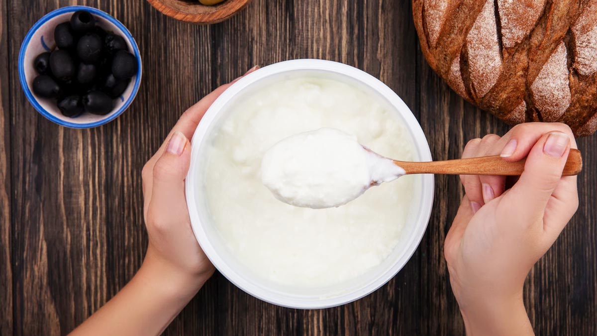 Dry-scalp-home-remedies-in-children