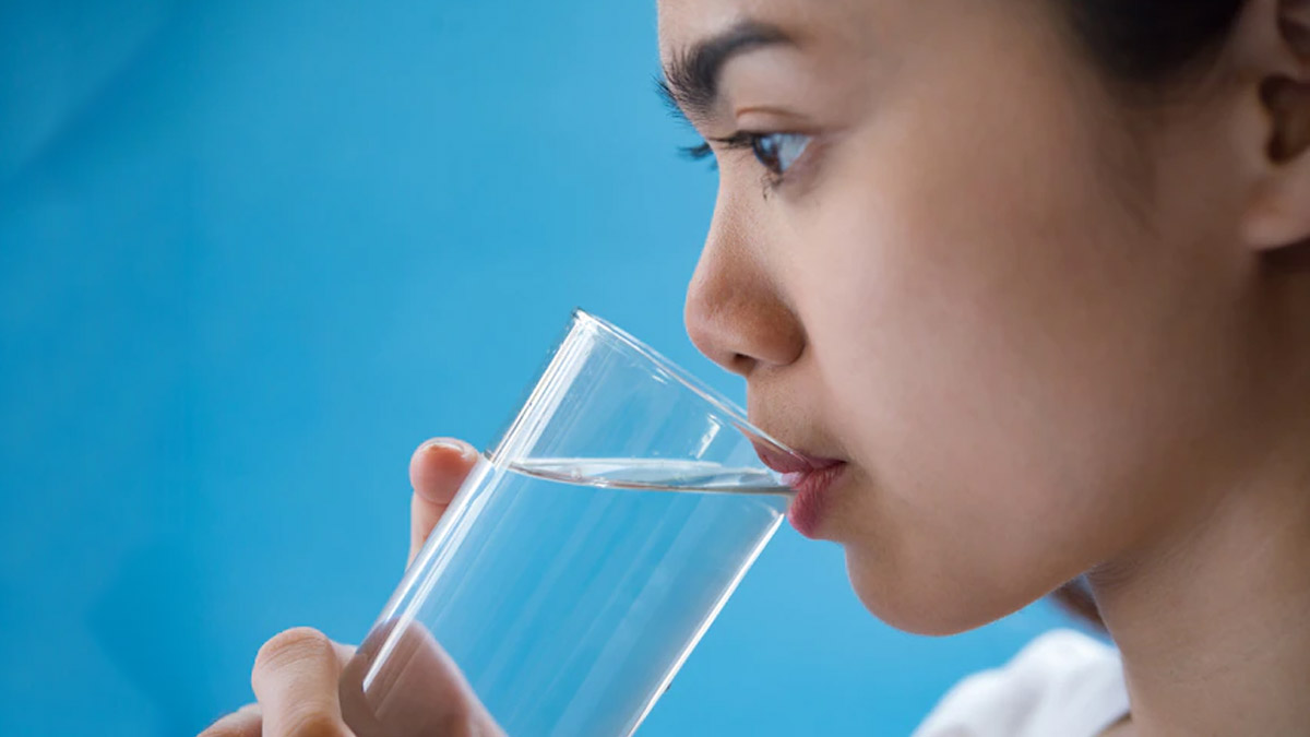 drinking water after meal 