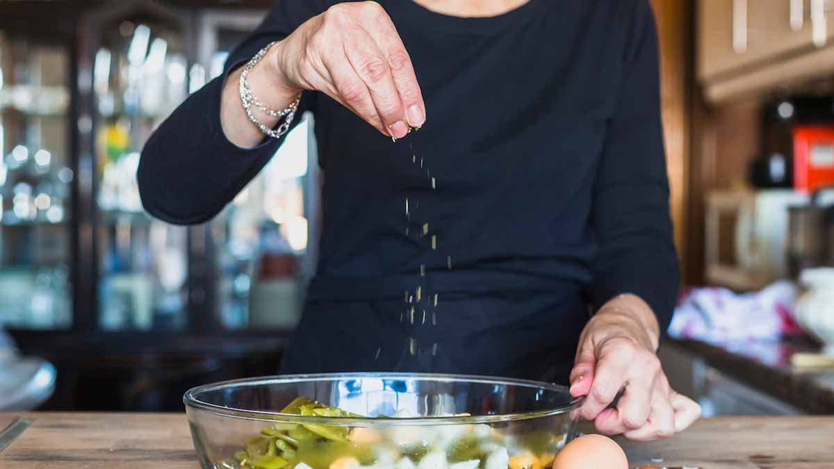 Study Finds Using Salt Substitutes Cut Down Risk Of Heart Attack and Stroke