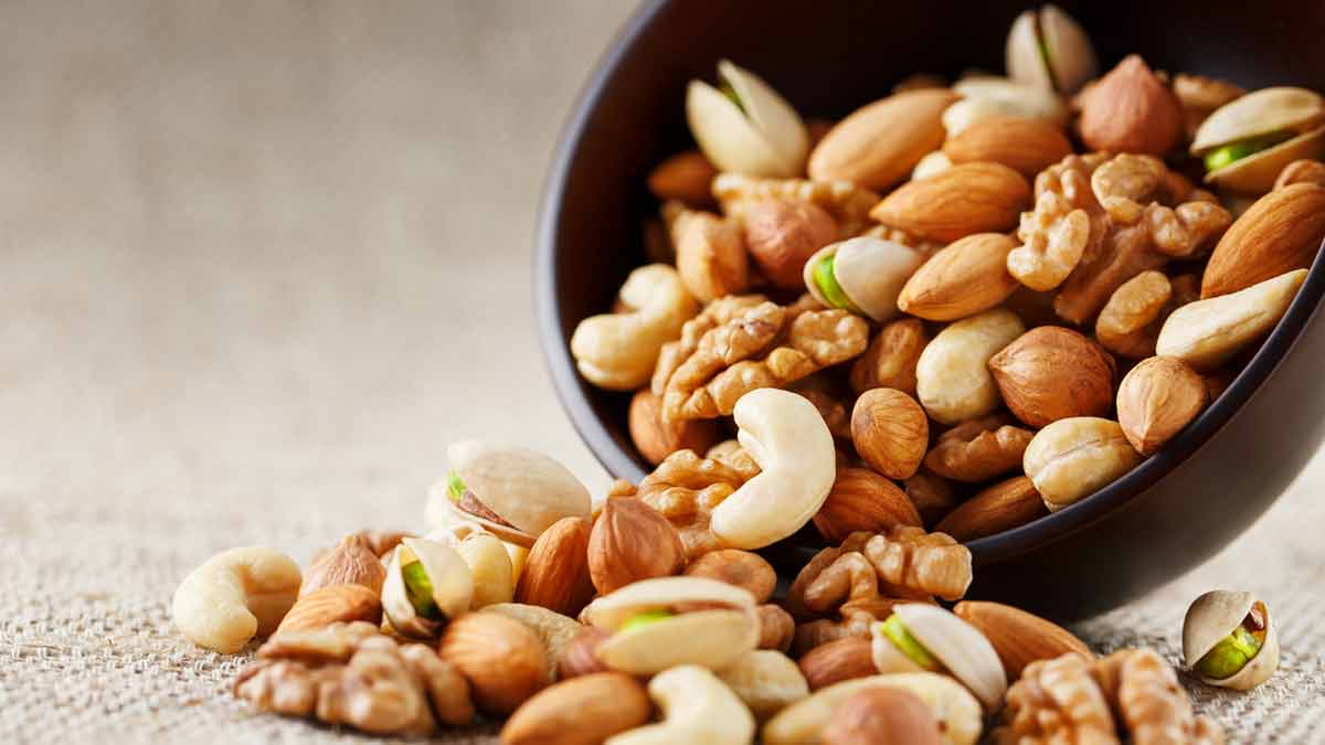 Dry Fruits for Kids Bone Health in Hindi
