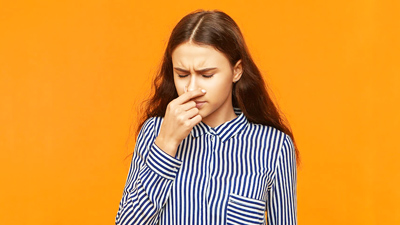 शरीर से अक्सर आती है बदबू? बदलें ये 5 आदतें