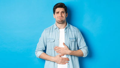 खाने के बाद होती है एस‍िड‍िटी, तो डेली रूटीन में करें ये 5 बदलाव 