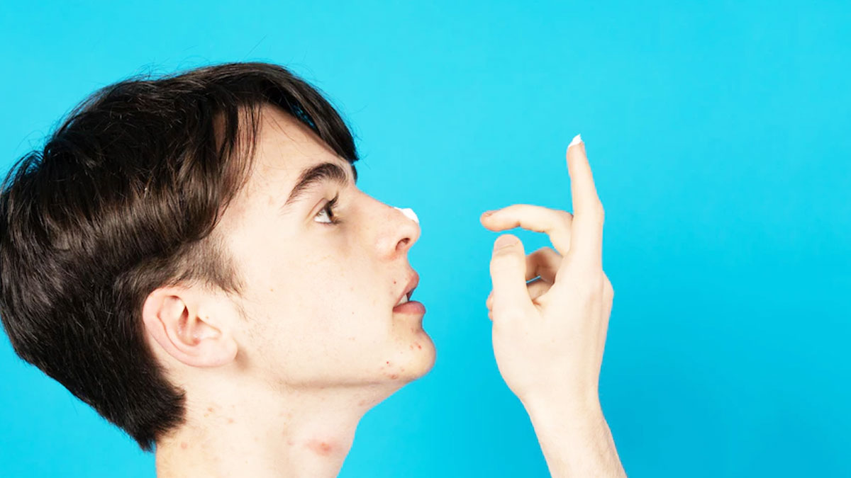 nose pimples in hindi 