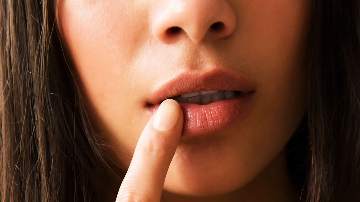 होंठों की सूजन दूर करने के लिए आजमाएं ये 5 घरेलू उपाय
