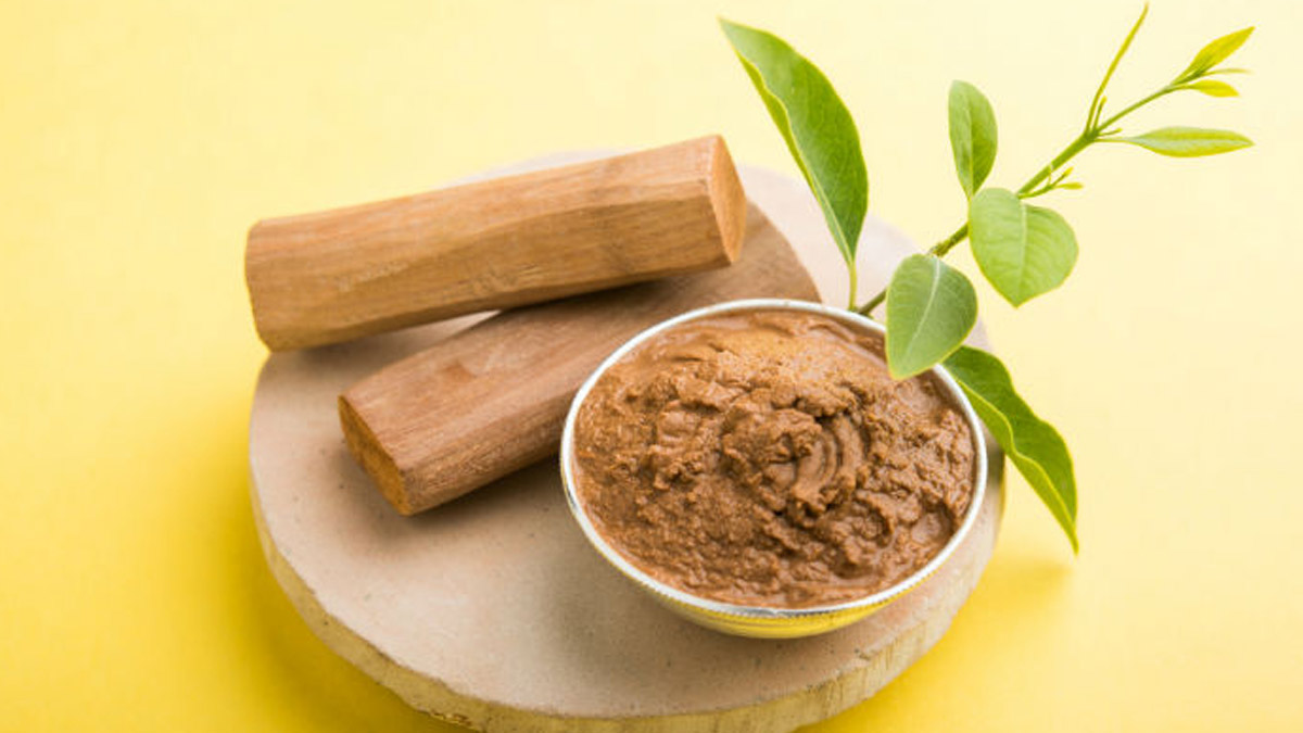 chandan powder face pack