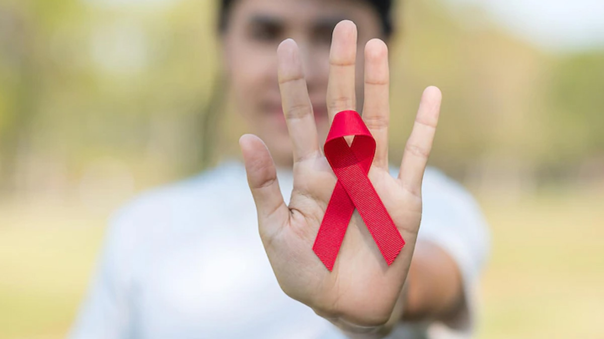 5 Ways To Stay Healthy As An HIV-Positive Person