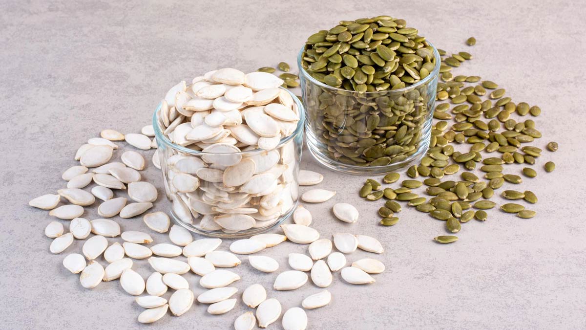 स्पर्म काउंट बढ़ाने के लिए पुरुष डाइट में शामिल करें कद्दू के बीज