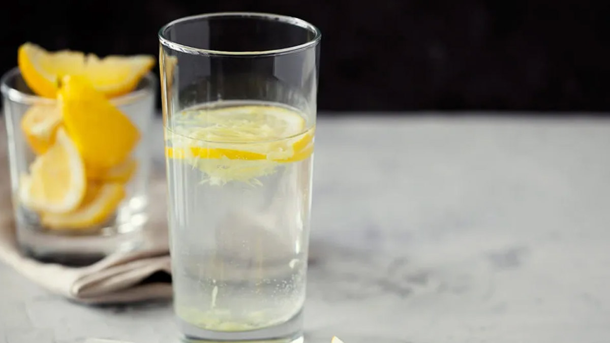 lemon water for winter diet