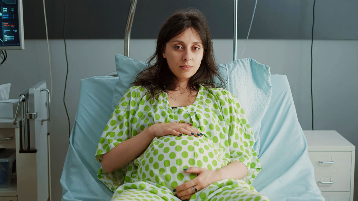 overdue pregnancy risks 