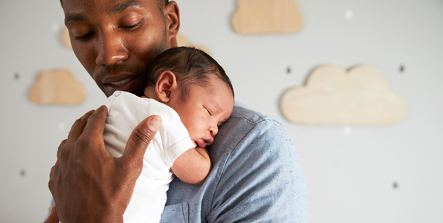 stomach bloating newborn causes