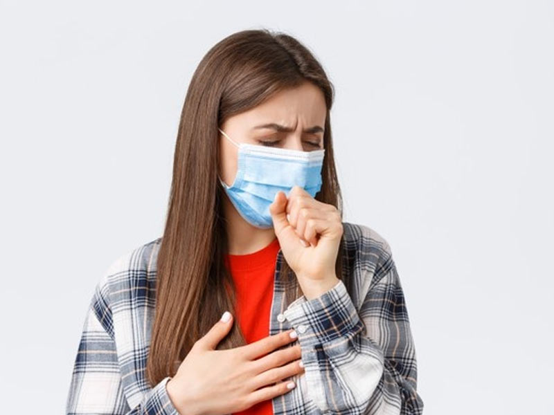 Similar Symptoms For COVID Omicron & Common Cold: How To Distinguish