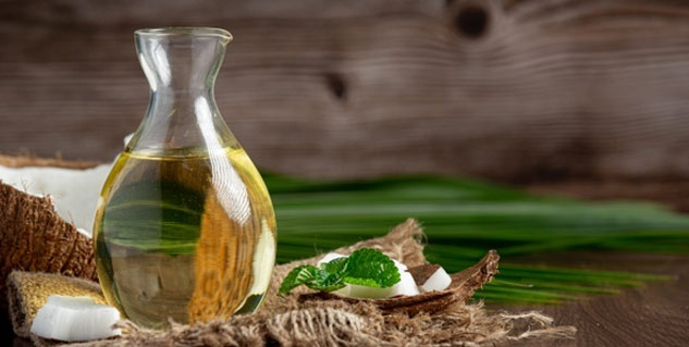 Stretch-marks-coconut-oil