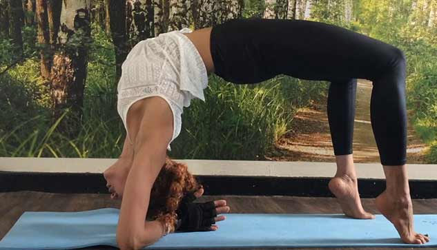 chakrasana
