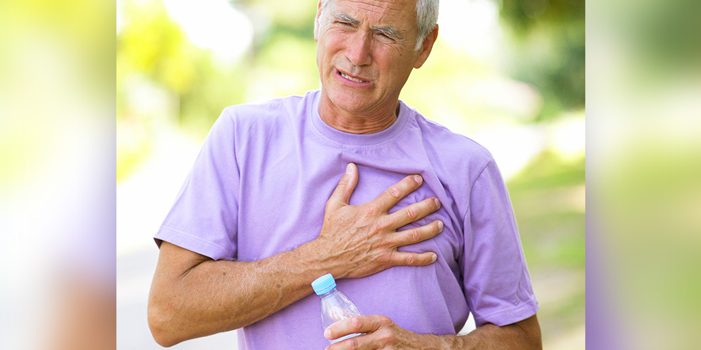 Pain In Right Side Of Heart Know Causes Treatment सीने के दाईं तरफ