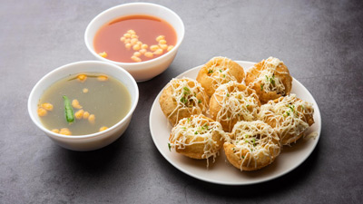 नेपाल में हैजा फैलने से गोल-गप्पे पर लगा बैन, जानें बारिश में आप कैसे बचें हैजा से