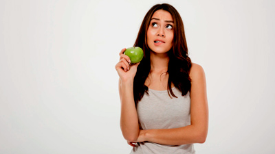 क्या रात में सेब खा सकते हैं? जानें एक्सपर्ट की राय