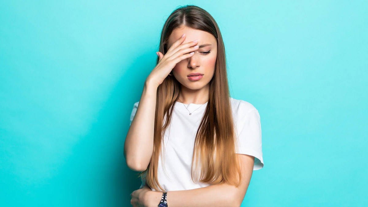 Tension Headache: टेंशन के कारण सिर दर्द क्यों होता है? जानें क्‍या है इसके लक्षण, कारण और इलाज 