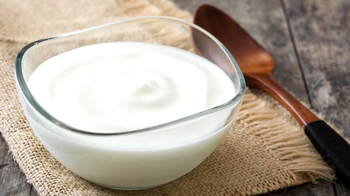 how-to-use-curd-for-skin