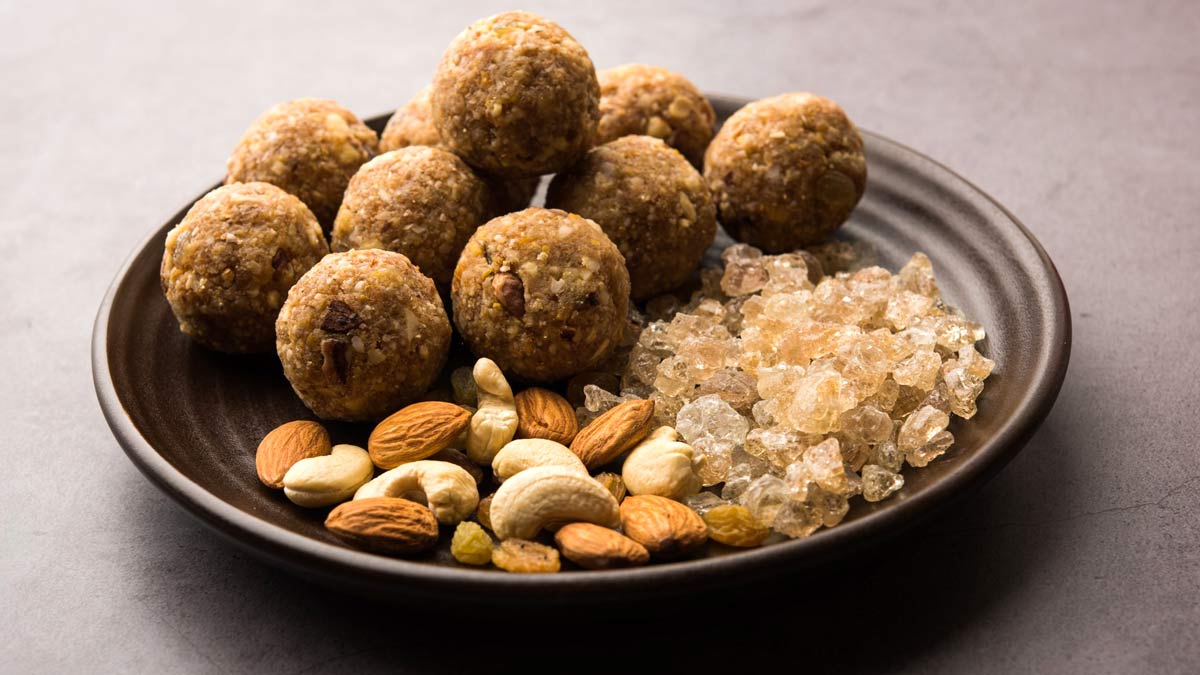 gond-laddu-recipes