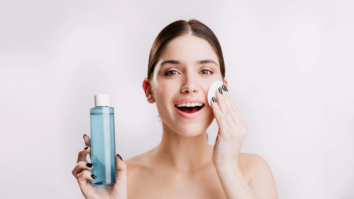 Makeup Removal Tips in hindi