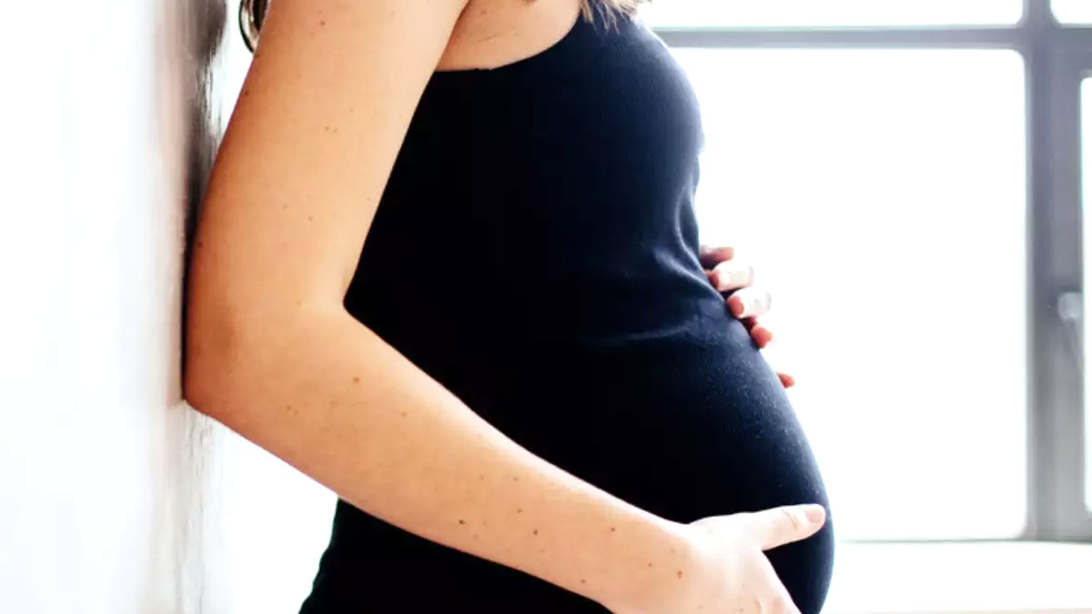 प्रेगनेंसी के दौरान पेशाब में जलन (Dysuria) की समस्या क्यों होती है? जानें कारण और बचाव के उपाय