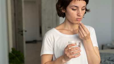 बिना सोचे समझे पैरास‍िटामॉल लेना है नुकसानदायक, जानें कब नहीं करना चाहिए सेवन