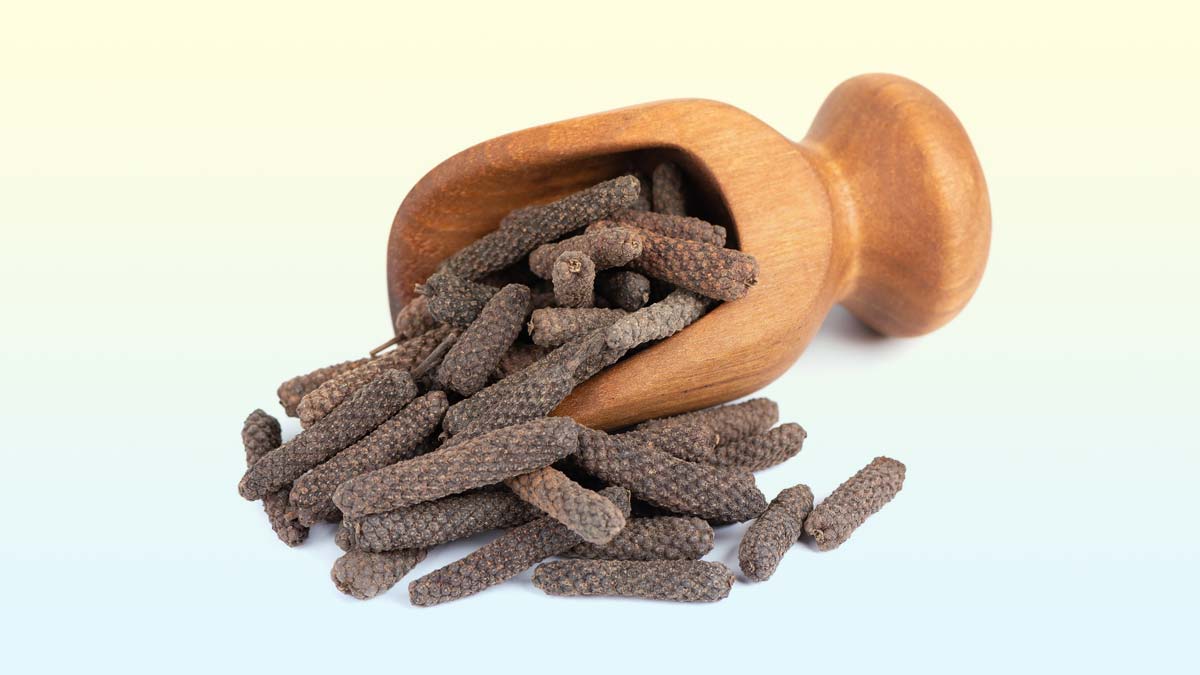 Weight loss with Pippali