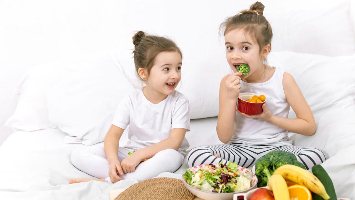 Give Raw Vegetables for children