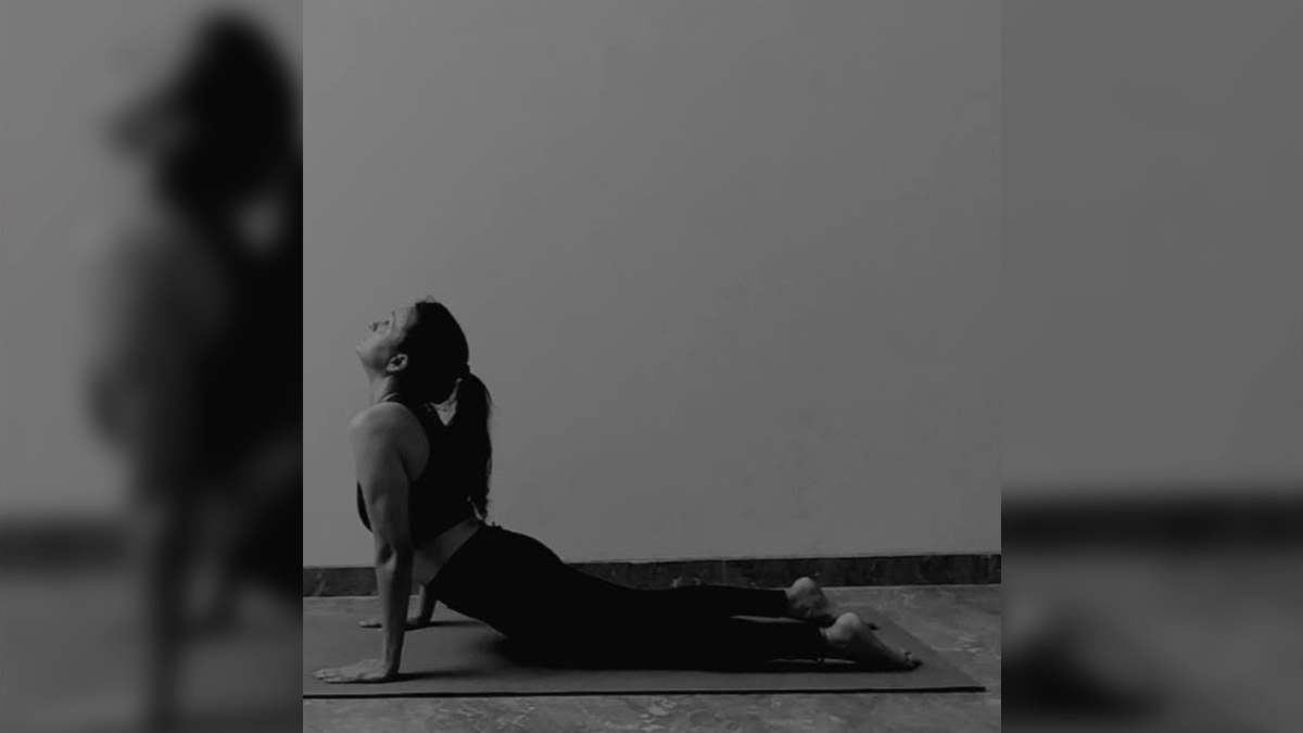 cobra pose