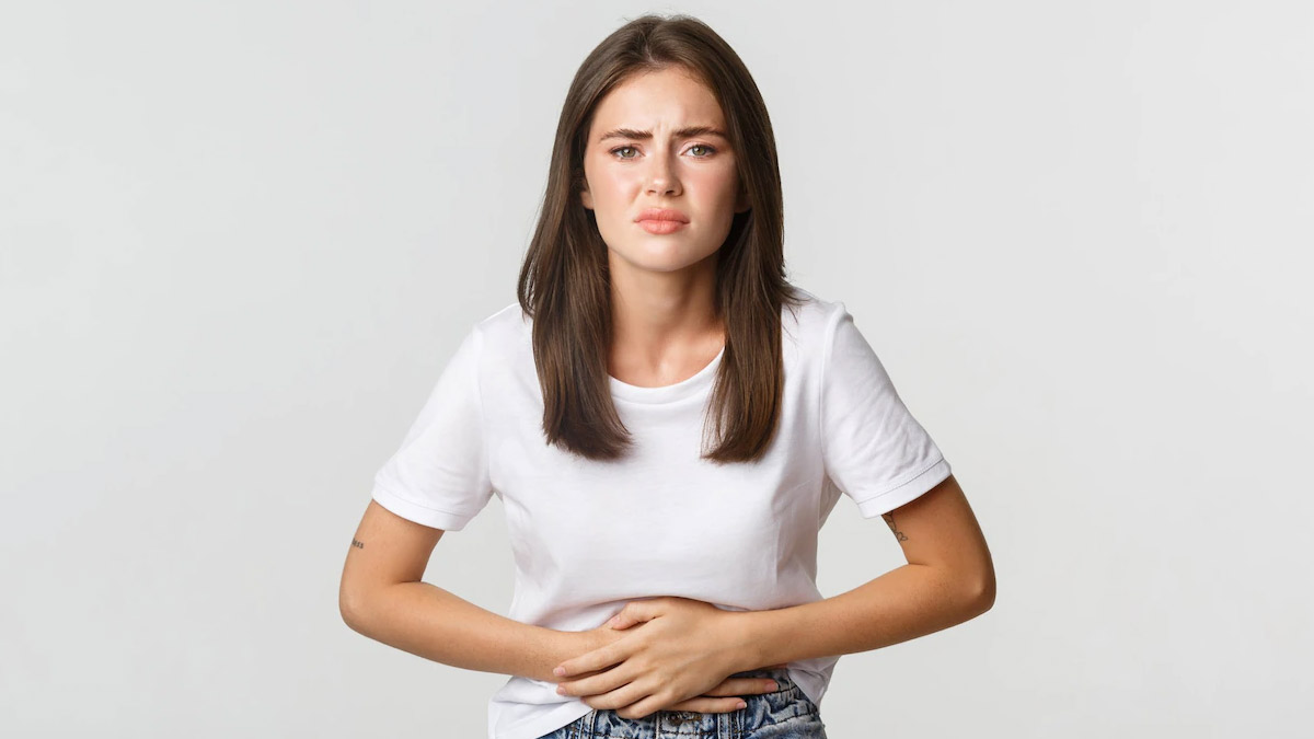 पेट से जुड़ी ये 5 बीमारियां अकसर लोगों को करती हैं परेशान, जानें इनके लक्षण