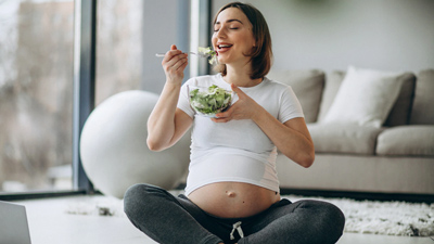 Pregnancy Fourth Month Diet Plan : प्रेगनेंसी के चौथे महीने में क्या खाना चाहिए और क्या नहीं?