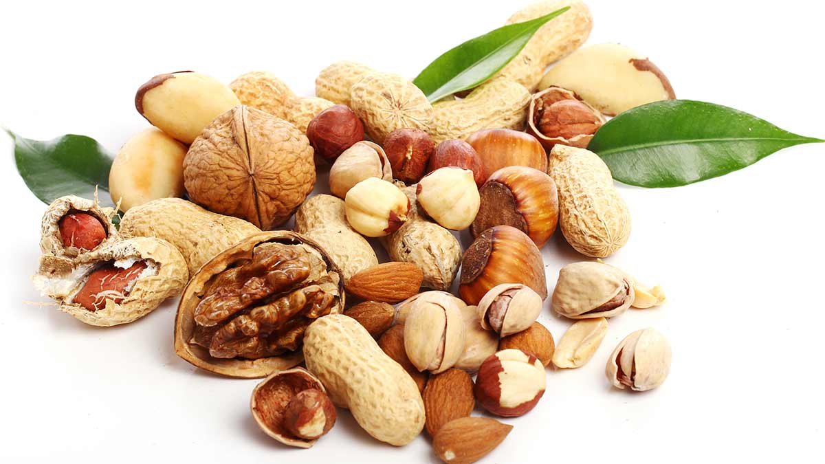 Dr Dixa Bhavsar Shares How To Eat Nuts