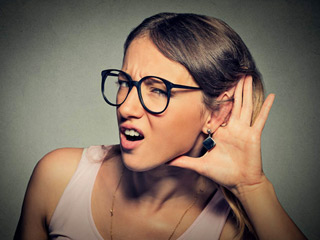 World Hearing Day: बुढ़ापे में बहरेपन से बचने के लिए 50 की उम्र तक जरूर करा लें ये 5 टेस्ट
