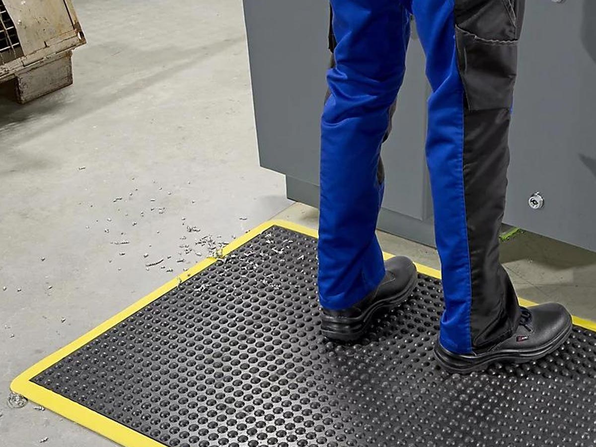 थकान मिटाने और दिमाग को रिलैक्स करने के लिए फायदेमंद है  Anti-Fatigue मैट्स, जानें इसका प्रयोग