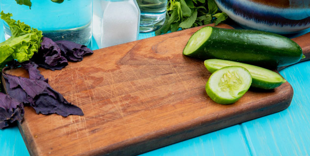 lettuce water