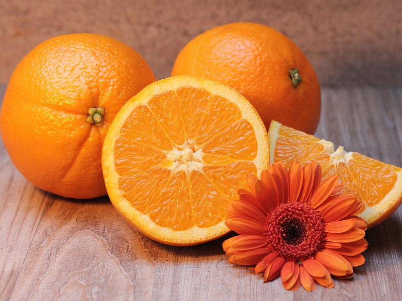 क्या सुबह खाली पेट संतरा खा सकते हैं? जानें क्या है एक्सपर्ट की राय