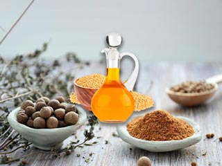 जायफल और सरसों का तेल: दर्द से लेकर जुकाम ठीक करने तक, इन 5 समस्याओं में फायदेमंद है सरसों का तेल और जायफल