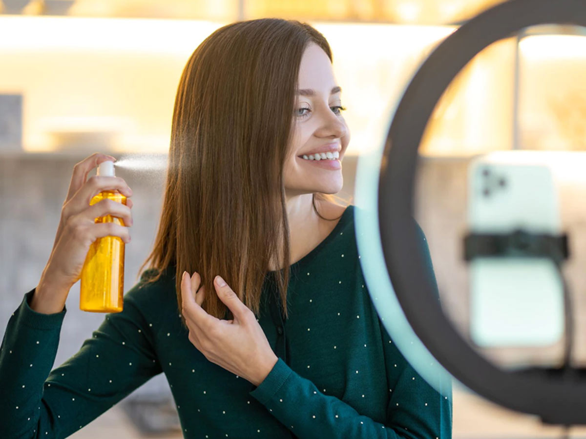 Hair Spray Benefits and Side-Effects