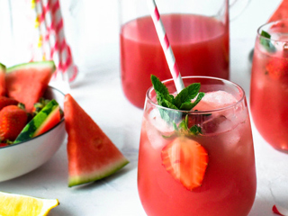 खाली पेट अनार का जूस पीने से मिलते है कई फायदे, जानें सेवन का तरीका 