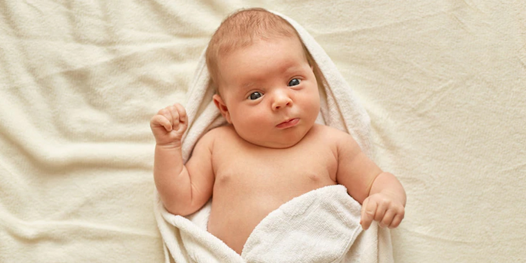 श‍िशु को नहलाने पर बुखार आने के पीछे क्‍या कारण हैं? जानें बचाव के ट