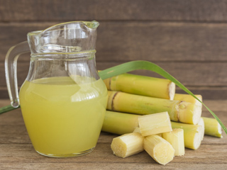 गन्ने का जूस कब पीना चाहिए? सही समय पर इस जूस को पीने से सेहत को मिलते हैं कई फायदे